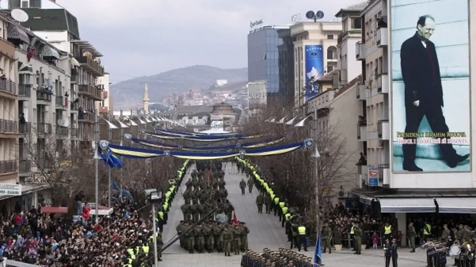 Kosovo slavilo pět let nezávislosti na Srbsku. 