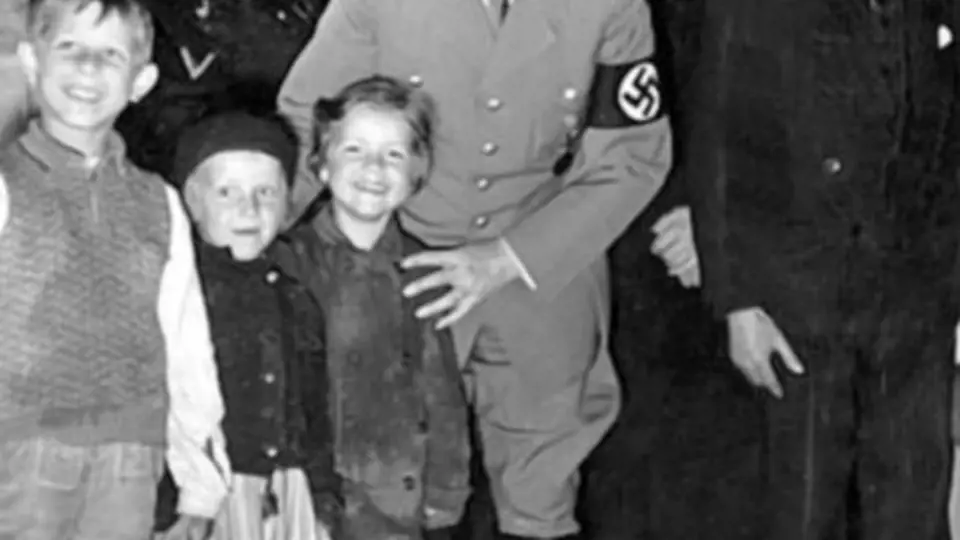 Hitler tvrdil, že má děti rád, ale k vlastnímu se nikdy nepřiznal