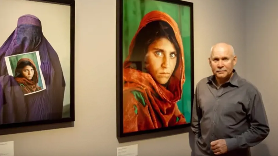 Fotograf Steve McCurry na své výstavě