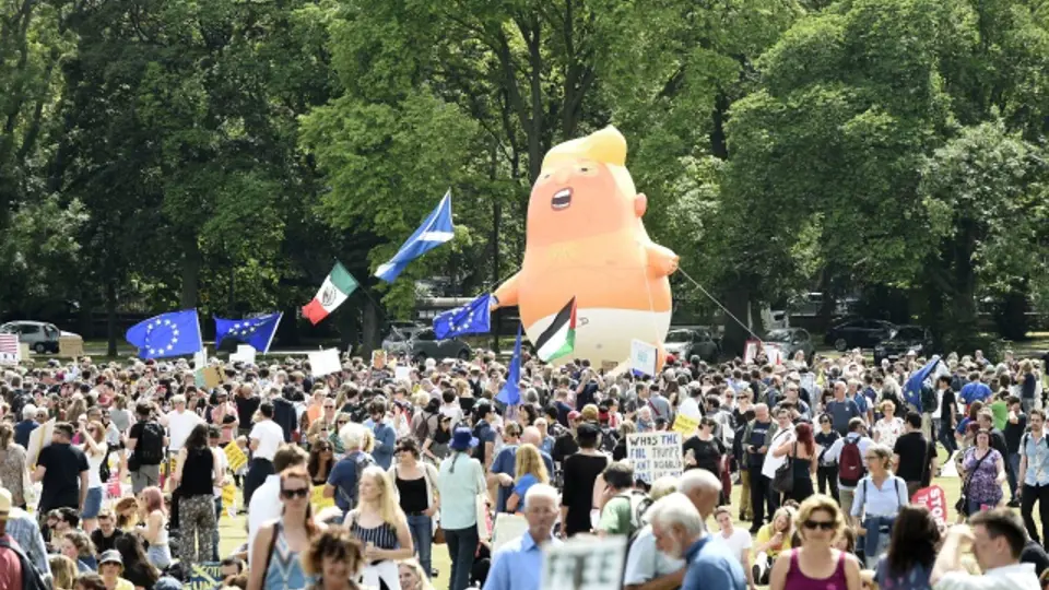 Proti Trumpovi se demonstrovalo i ve Skotsku.