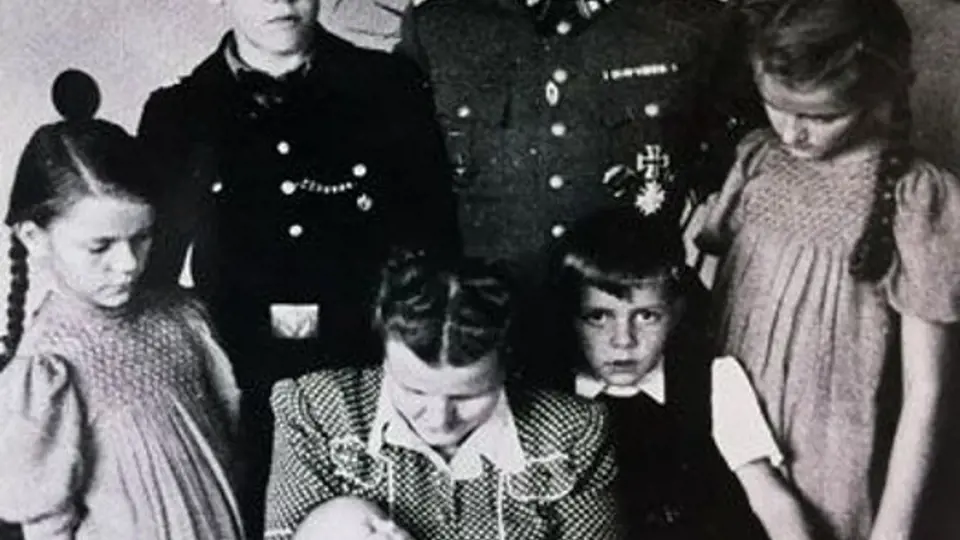 Rudolf Höss s rodinou