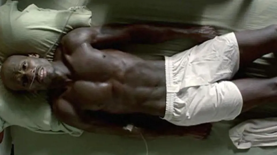 50 Cent si nechal pro roli v tomto filmu odstranit všechna tetování.