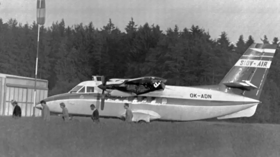 Letoun L-410A Turbolet, ilustrační foto.