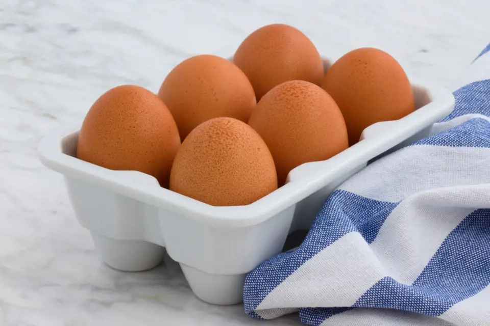 Vitamín A obsahuje vejce.