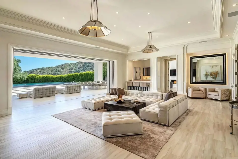 Ben Affleck a Jennifer Lopez koupili dům v Beverly Hills