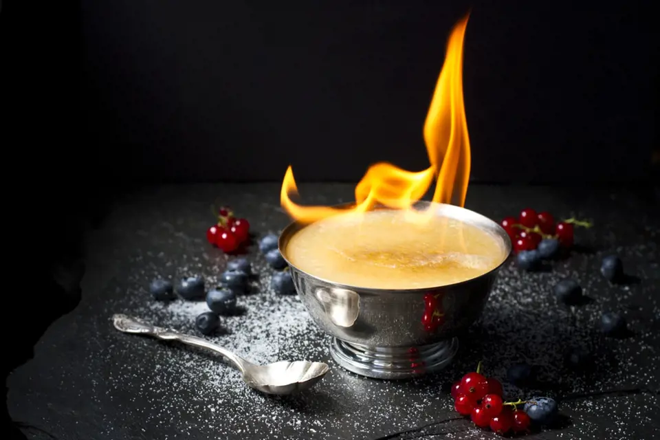 flambované crème brûlée