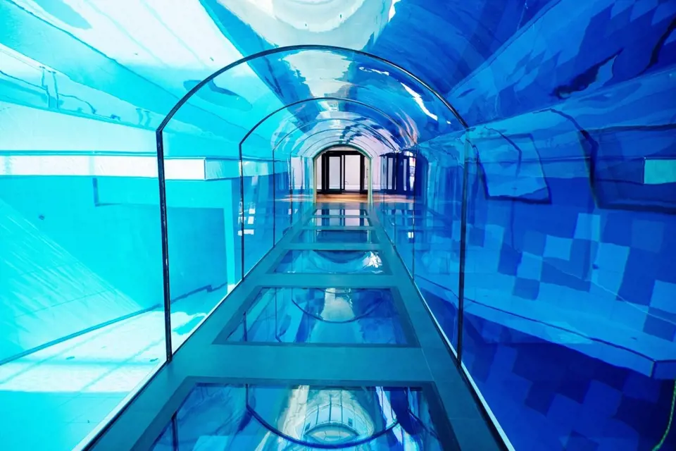 Dubajský bazén předstihl i dříve nejhlubší bazén světa, polský DeepSpot.