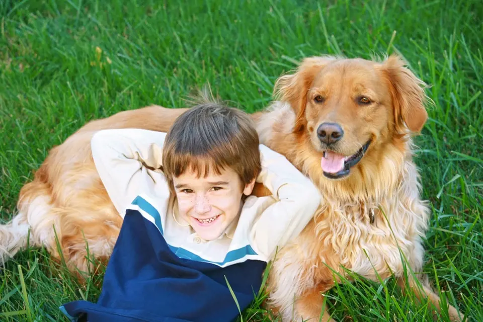 Psy, kteří jsou v úzkém kontaktu s dětmi, musíme pravidelně očkovat a odčervovat.