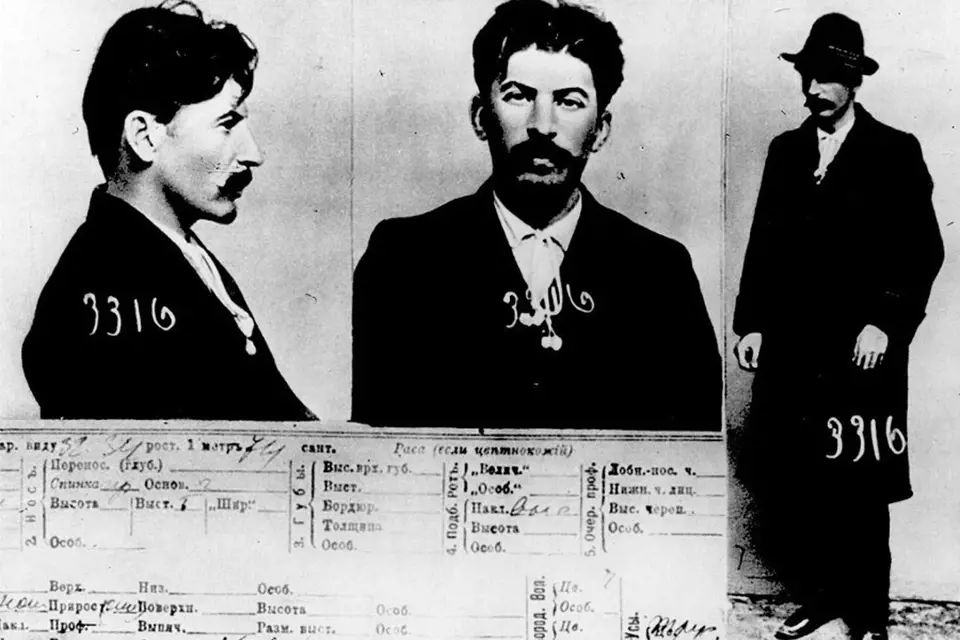 Z kartotéky carské policie v Petrohradě, 1911