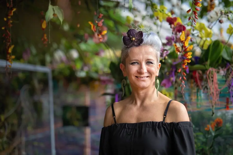 Klára Franc Vavříková, floristka, která již podruhé navrhla aranžmá výstavy orchidejí v pražské Fata morganě.
