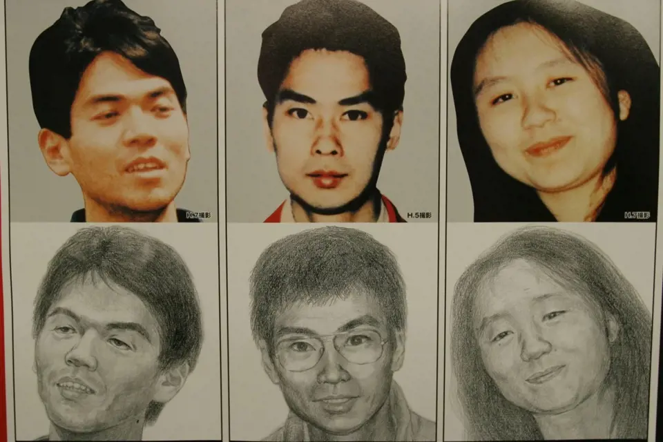 Útočníci z náboženské sekty Óm šinrikjó, kteří v roce 1995 sarinem otrávili metro
