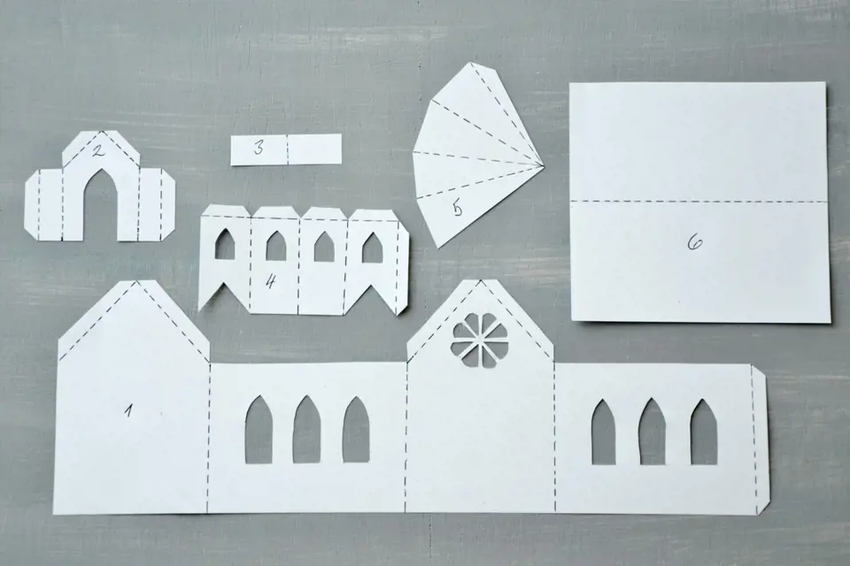 Budoucí papírový kostelík