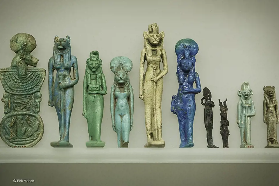 Amulety byly ve starověkém Egyptě nedílnou součástí léčby.