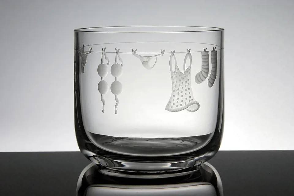 Ryté nápojové sklo z kolekce On the line