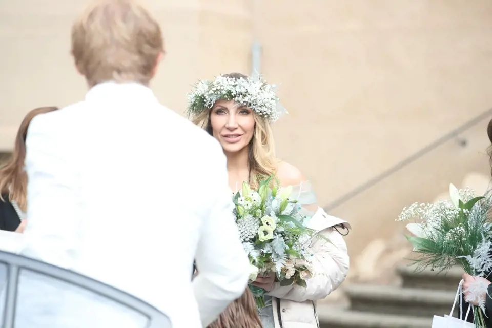 Na svatbě nechyběla kamarádka nevěsty, Olga Lounová