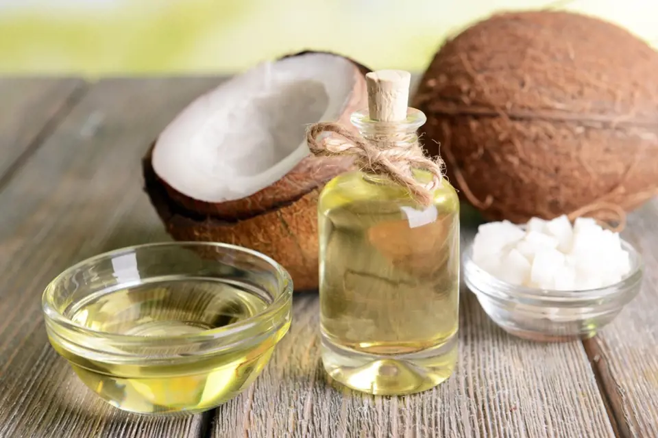 Při výrobě použijte pečující kokosový olej.