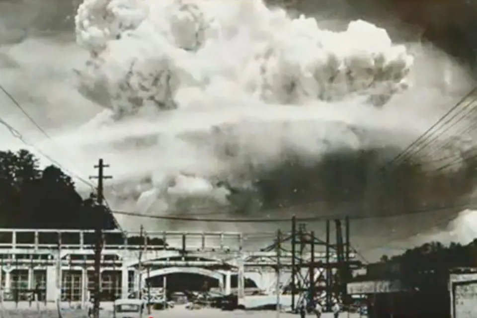 Nagasaki, 20 minut po atomovém útoku