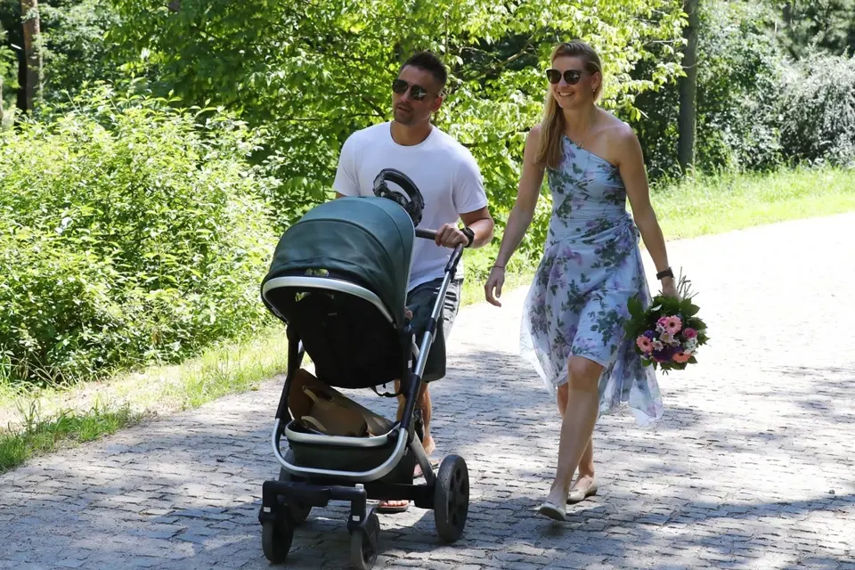Tomáš Plekanec je šťastně ženatý s Lucií Šafářovou a brzy se jim narodí druhý potomek