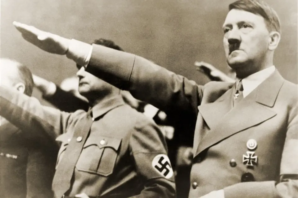 Neopětovat Hitlerův pozdrav bylo urážkou.