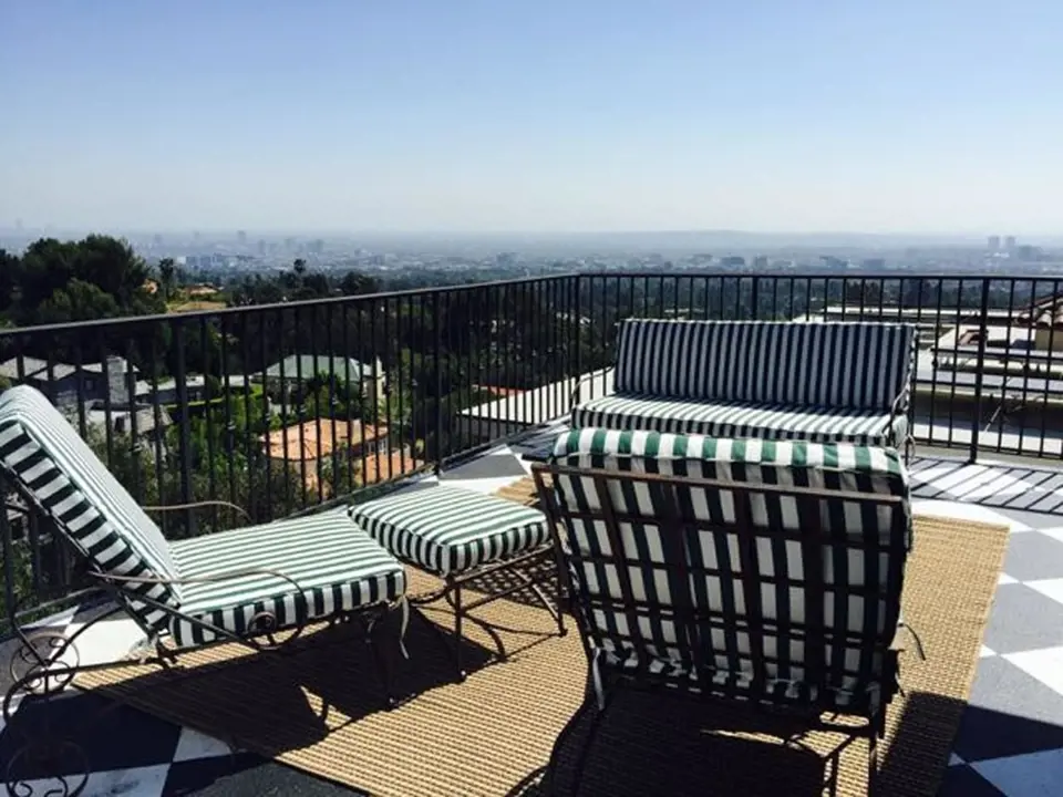Jessica Alba pronajímá dům v Beverly Hills