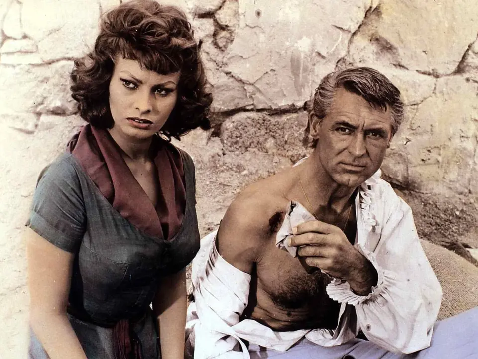 Ve filmu Pýcha a vášeň (1957) okouzlovala Caryho Granta.