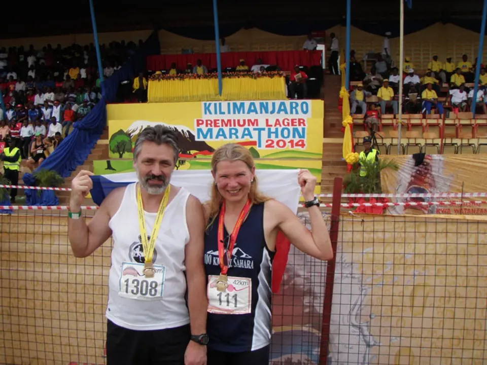Nejdříve maraton, Ivanin manžel Libor půlmaraton a pak výstup na nejvyšší horu Afriky Kilimandžáro (5895 m)