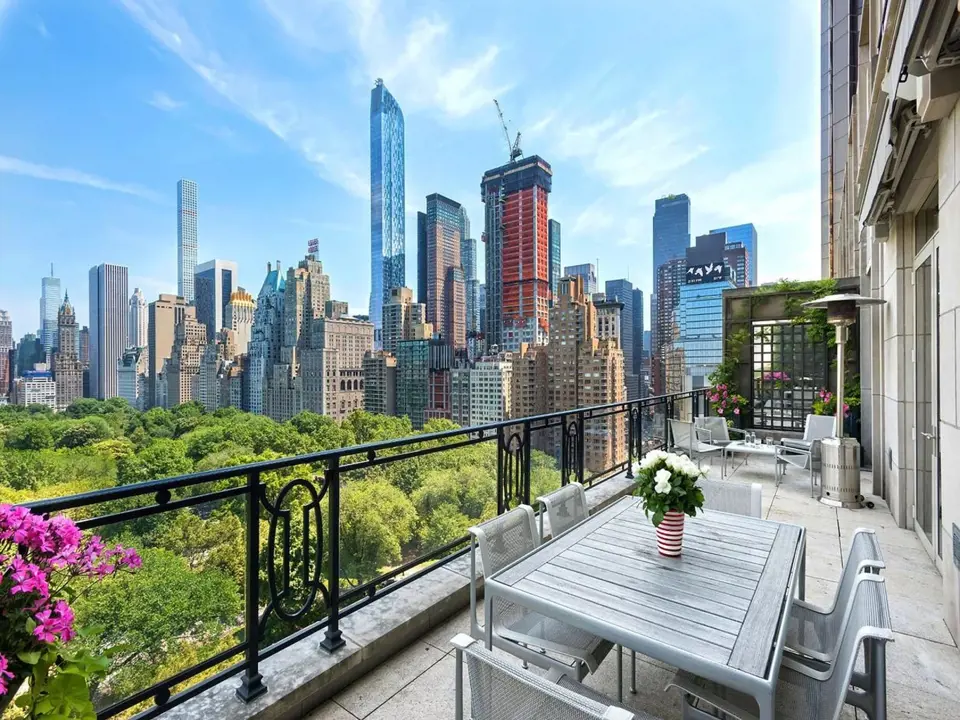 Sting prodává luxusní apartmán s výhledem na Central Park