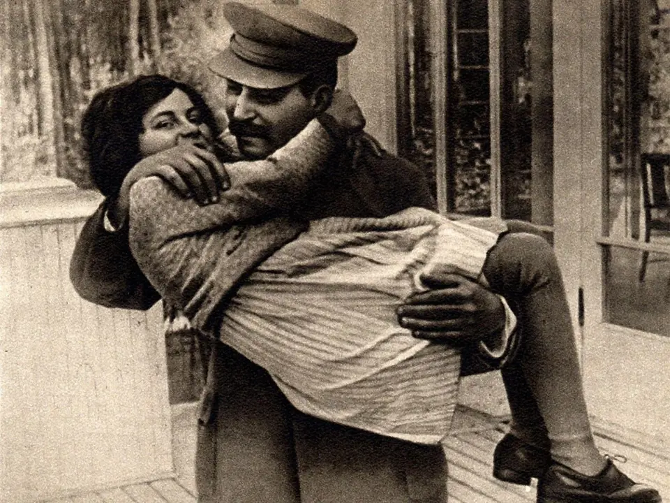 Josif Stalin s dcerou Světlanou