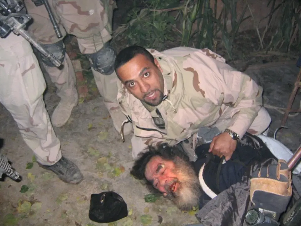 Saddám Husajn dopaden americkou armádou