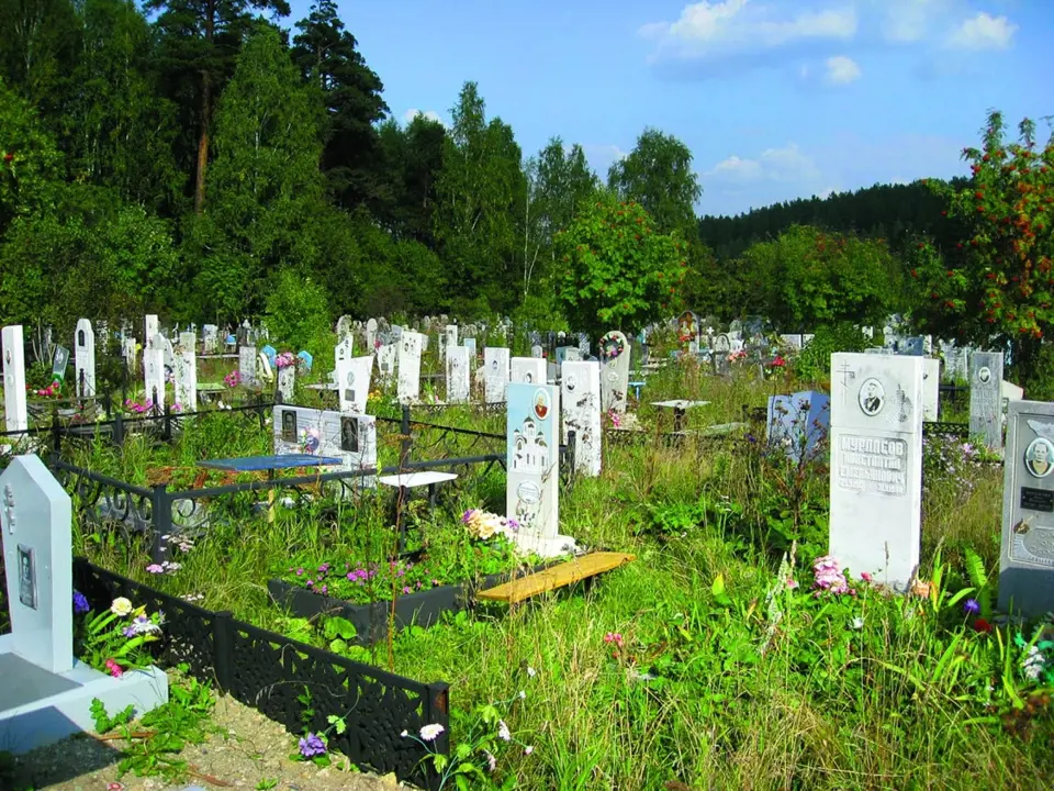 Na ruských hřbitovech se někdy dějí neuvěřitelné věci. 