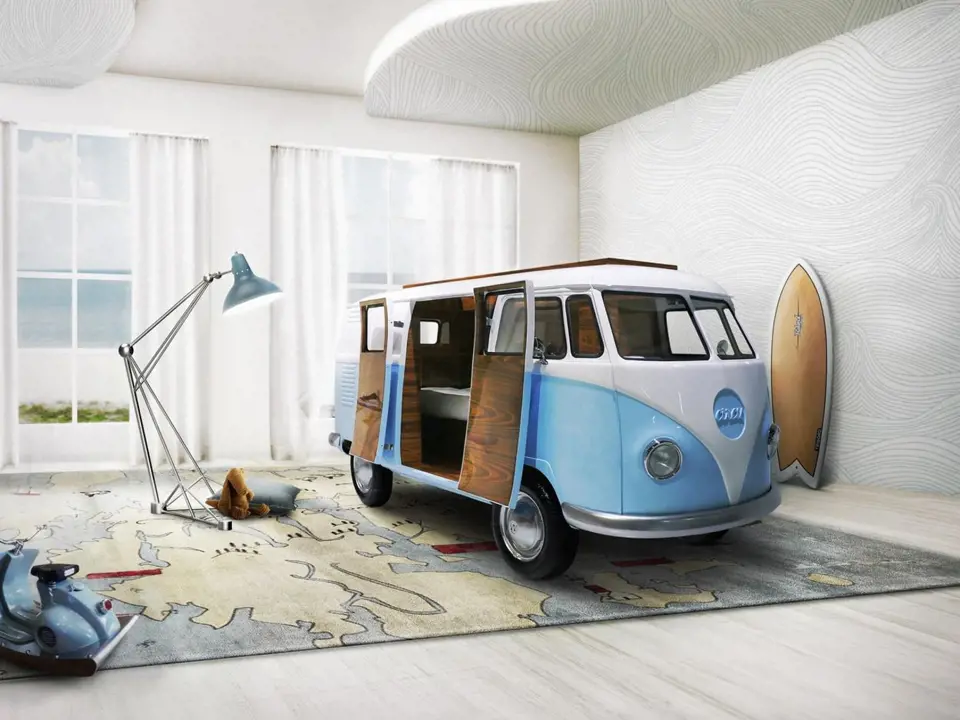 Portugalská firma Circu vyrábí i postel ve stylu populárního "hippie" obytného vozu.