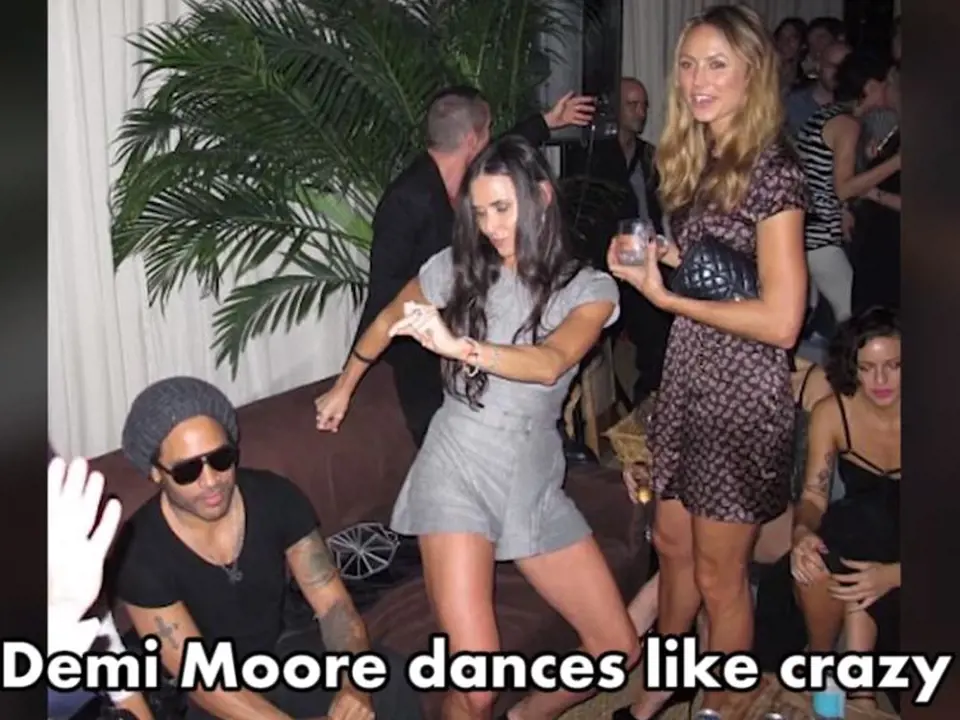 Demi Moore si hodně podivně zatančila na jedné party