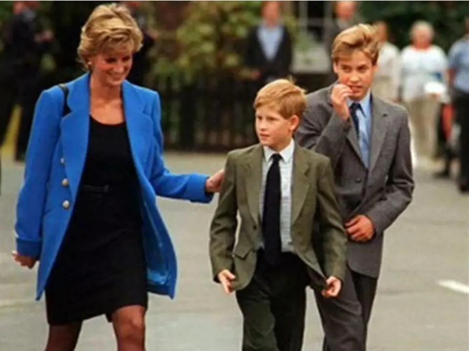 Princezna Diana se svými syny - Harrym a Williamem