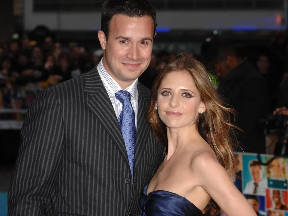 S manželem Freddie Prinzem Jr. v roce 2004