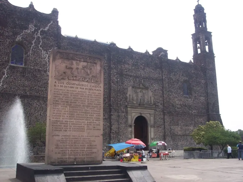 Masakr v Tlatelolco, dnes je zde pomník.