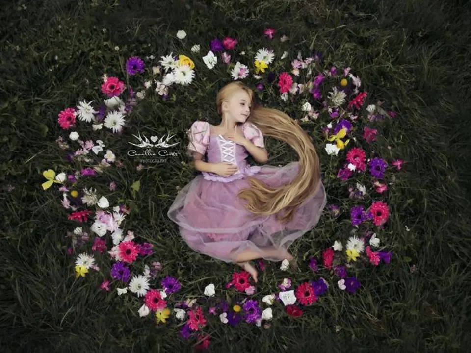 Překrásná snová galerie: Fotografka plní své dceři sen každé malé holčičky!