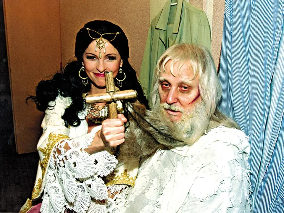 Producenti se předháněli, kdo nabídne Bartošové roli.
