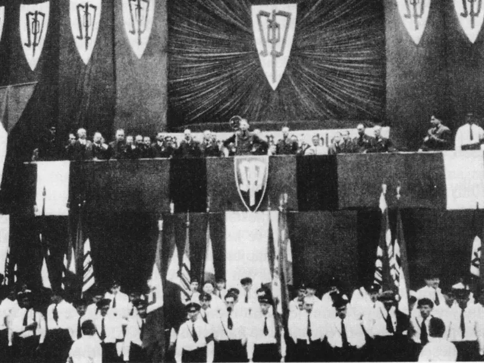 K.H. Frank na sjezdu Sudetoněmecké strany 24.4.1938