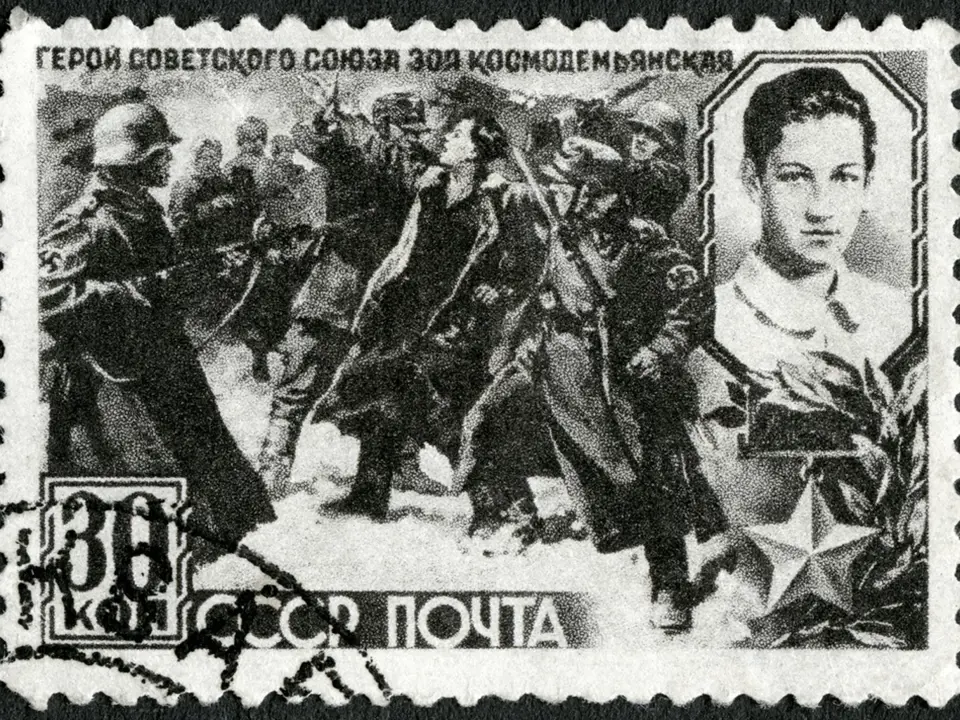 Zoja Kosmoděmjanská na sovětské známce