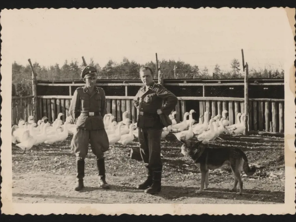 Důstojníci SS v koncentračním táboře Sobibor