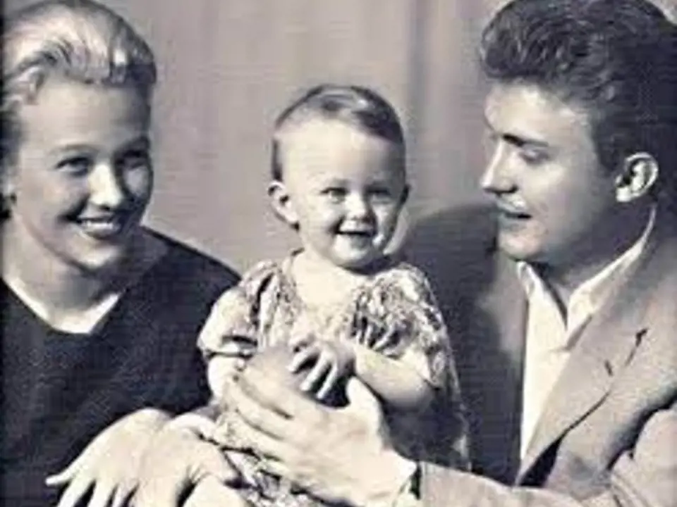 Eduard Izotov s manželkou Inge a dcerou