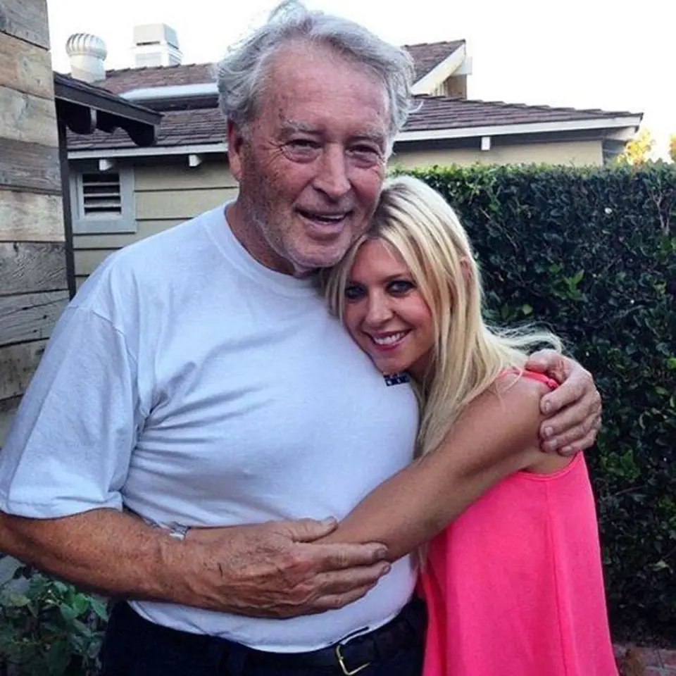 Tara Reid zveřejnila tuto svou fotografii s tatínkem, který zemřel před dvěma dny.