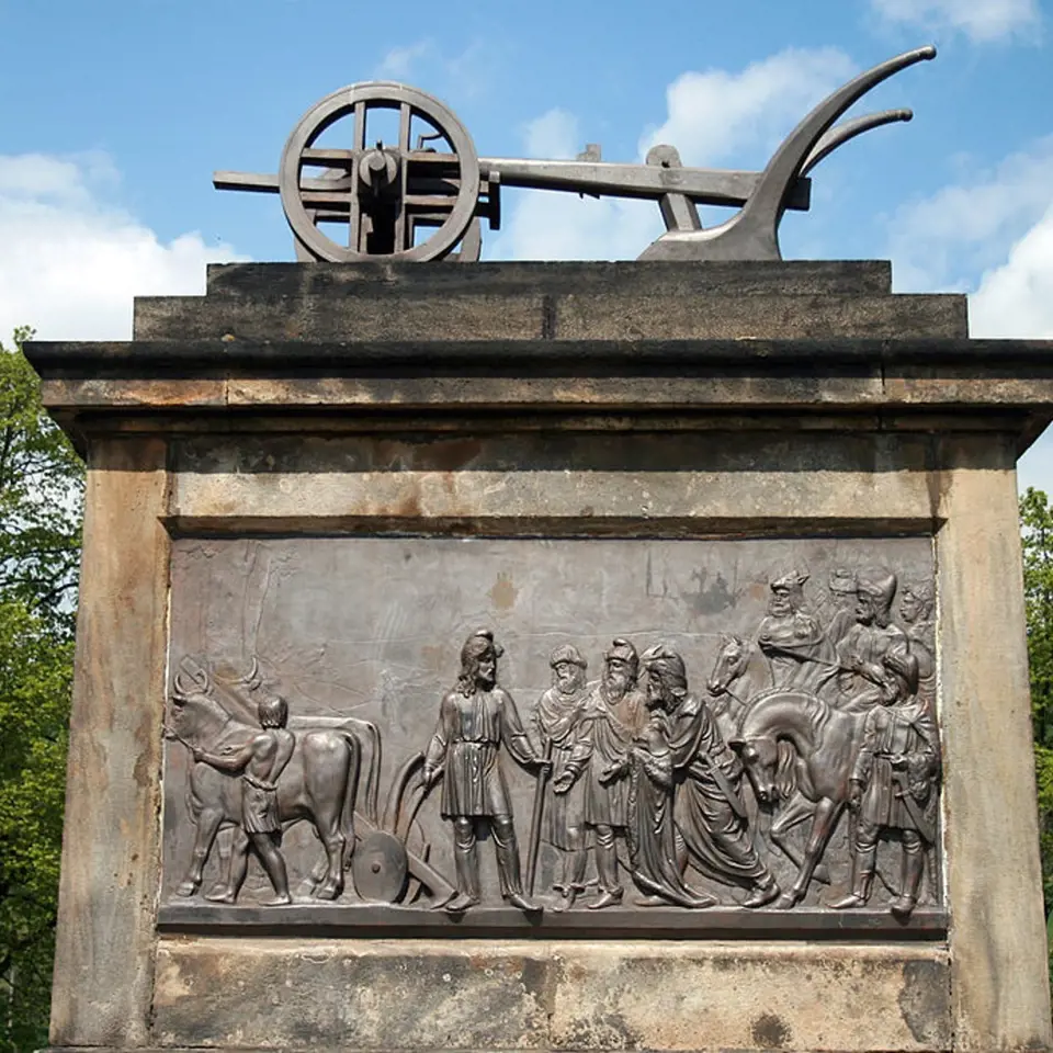 Pomník Přemysla Oráče ve Stadicích na Královském poli