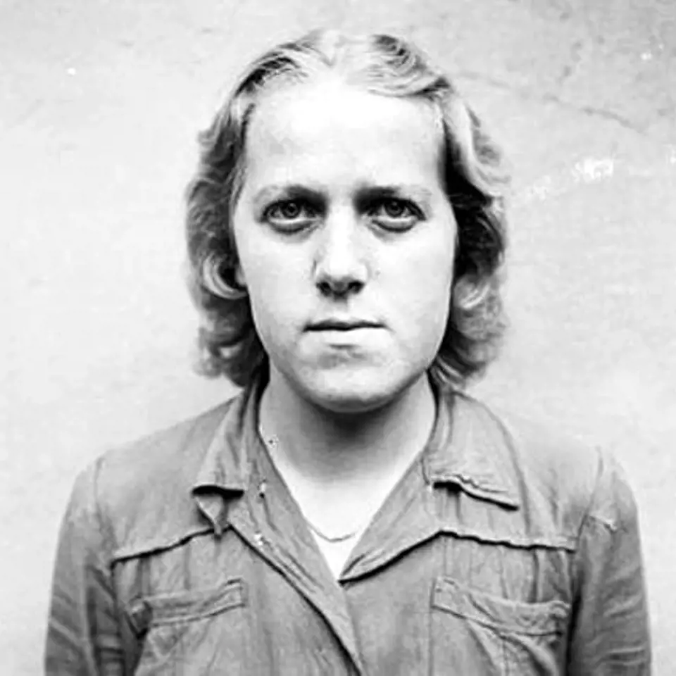 Herta Bothe čeká na soud (srpen 1945)
