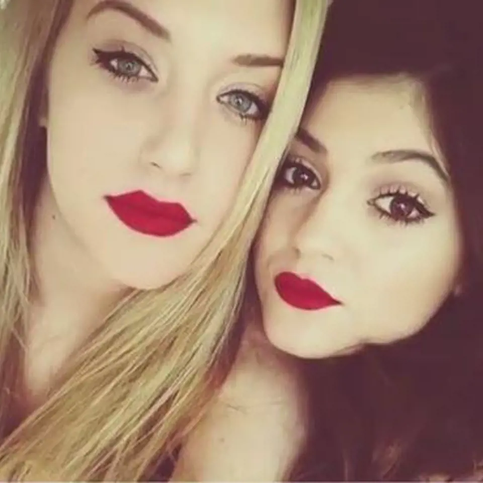 Anastasia Karanikolaou: Instagramová hvězdička, která je nejlepší přítelkyní Kylie Jenner. Odkoukala o ní nejen, jak si vytvořit dokonalé selfie, ale také